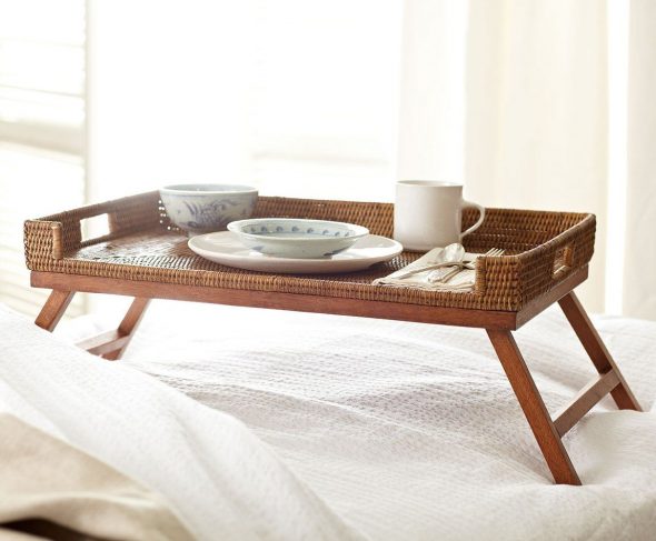 bois de table de petit déjeuner
