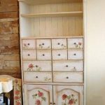décorer le cabinet avec leurs propres mains
