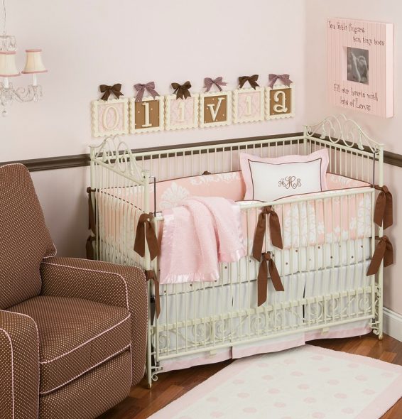cunas para niñas recién nacidas