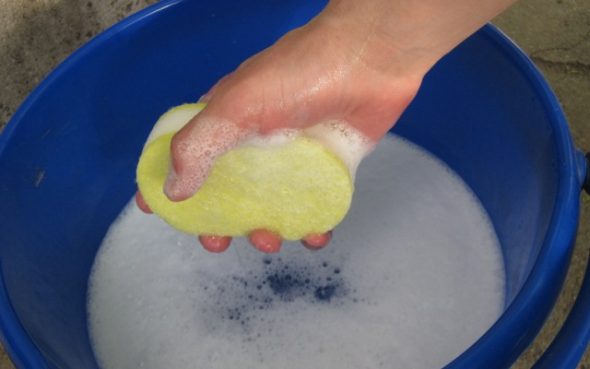 comment laver la tache des meubles