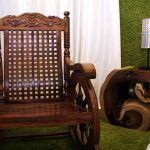 chaise berçante en bois