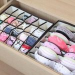 rangement des objets dans la commode