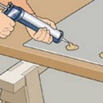 coller le miroir avec des ongles scotch ou liquide