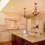armoires de cuisine cuisine spacieuse