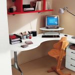 chaise d'école en bois