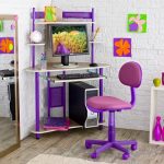 Chaise lilas pour écolier