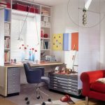 chaise pour écolier dans la crèche