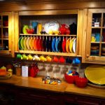 séchoir pour les plats avec des plats lumineux