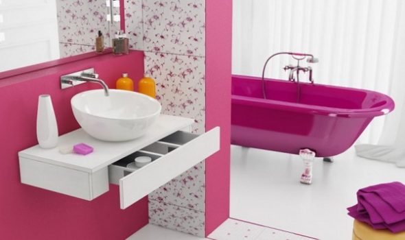 borne blanche pour la salle de bain
