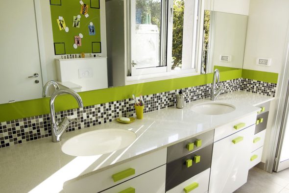 armoire de toilette blanc-vert