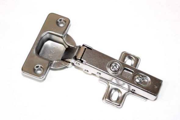 Qualité et fiabilité des accessoires de meubles