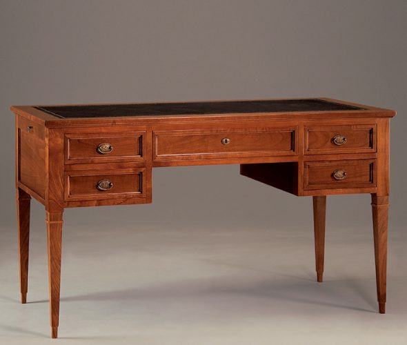 Bureau classique faites-le vous-même
