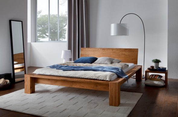 Lit Cobo en bois massif