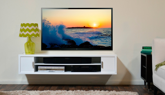 Étagère de télévision sur le mur