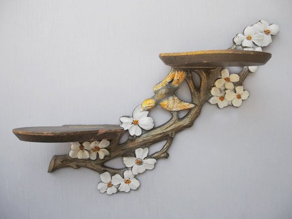 Étagères pour faire des fleurs