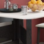 Livre de table pliant avec leurs propres mains