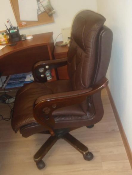 Image de réparation de chaise de bureau