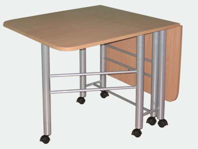 livre de table sur roulements de roue