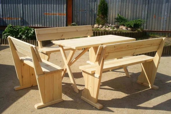 une table avec vos propres mains