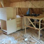 Fabriqué à partir de panneaux de meubles en conifères