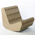 Belle chaise en carton