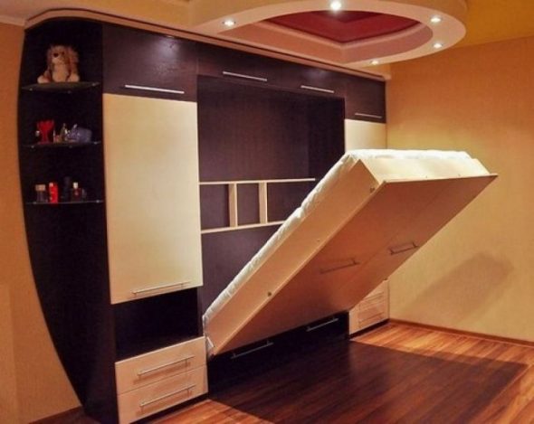 Armoire de lit avec mécanisme de levage