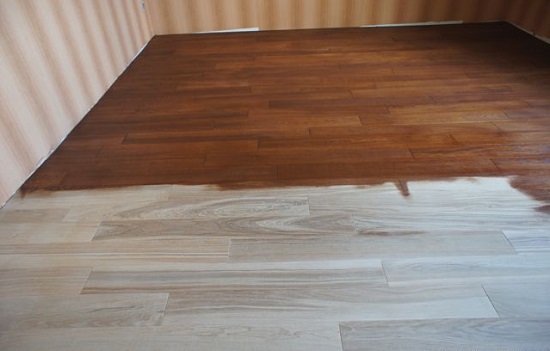 Exemple de traitement de parquet avec un vernis coloré