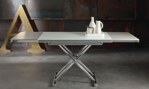 Table pliante en métal