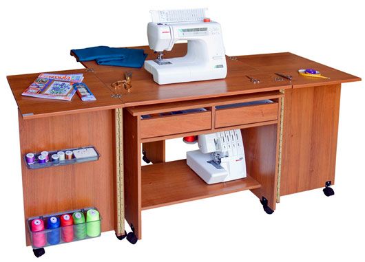 Table pour la machine à coudre