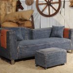 Canapé et pouf, recouvert de denim