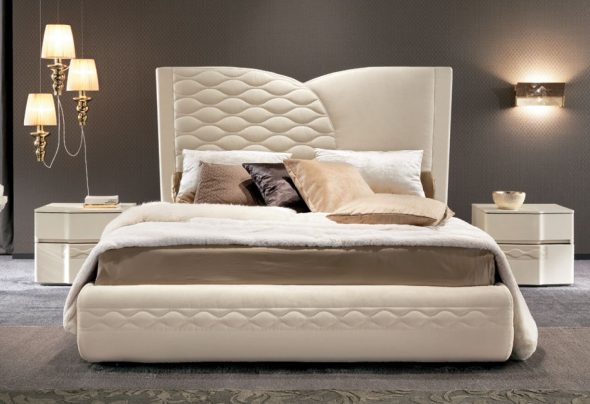 Double lit douillet exquis