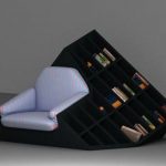 Bibliothèque Pyramid avec une chaise pour lire