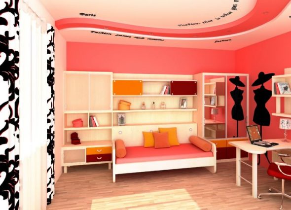 Quarto com cama embutida