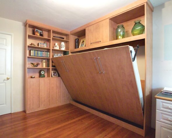 Lit transformant pour l'appartement d'une pièce