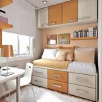 Petite chambre aux couleurs pastel