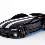 Lit voiture noir Mercedes