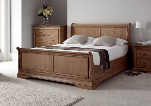 Mobilier de chambre dans le même style