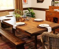 Table à manger en bois