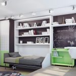 Meubles appropriés pour le garçon dans la chambre