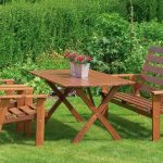 Beaux meubles en bois de jardin