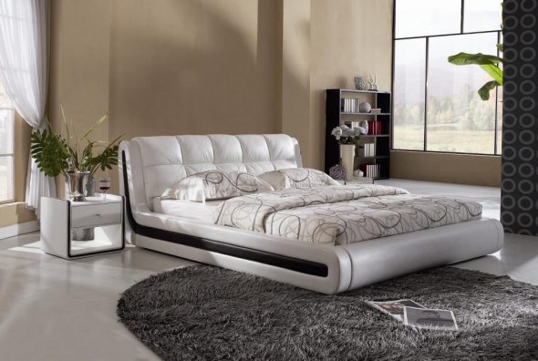 Formes et couleurs inhabituelles pour le lit avec un dos doux