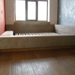 Chambre de style loft avec lit intégré