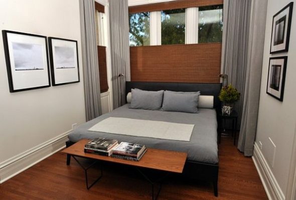 Chambre de style moderne étroite