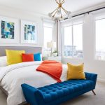 Des accessoires lumineux pour un lit moelleux