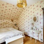 coiffeuse dans la chambre
