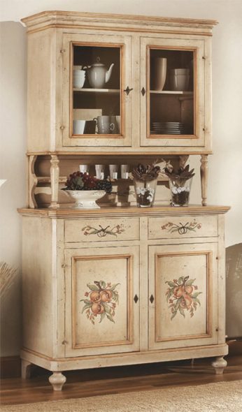 Beau buffet après restauration