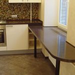 Appui de table noir