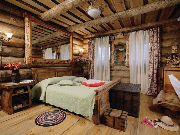Lit en bois pour la chambre