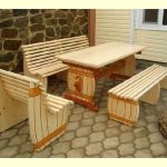 Mobilier en bois avec une forme inhabituelle faites-le vous-même