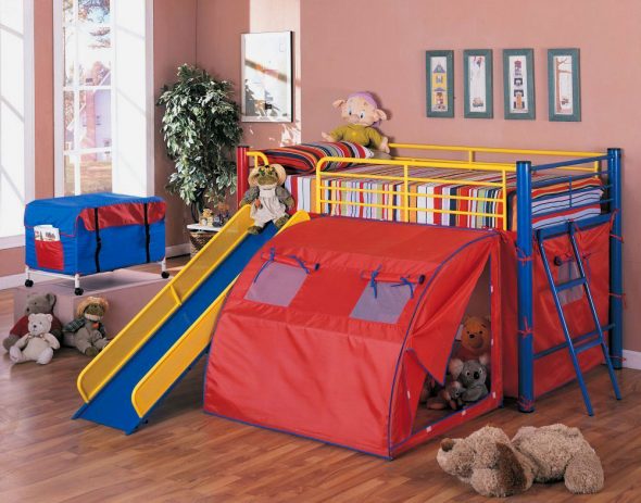 Metalen kinderbed auto